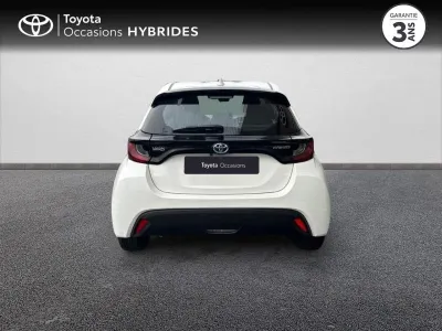 TOYOTA Yaris 116h Dynamic 5p MY22 occasion 2023 - Photo 4