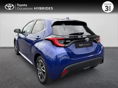 TOYOTA Yaris 116h Design 5p MY22 occasion 2023 - Photo 2