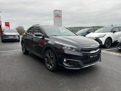 KIA XCeed 1.6 GDi 105ch + Plug-In 60.5ch Black & White Edition DCT6 MY22 occasion 2022 - Photo 3