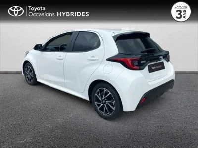 TOYOTA Yaris 116h Design 5p MC24 occasion 2023 - Photo 2
