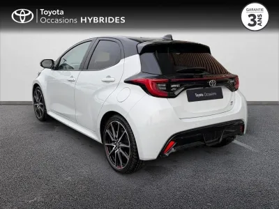 TOYOTA Yaris 116h GR Sport 5p MY22 occasion 2023 - Photo 2