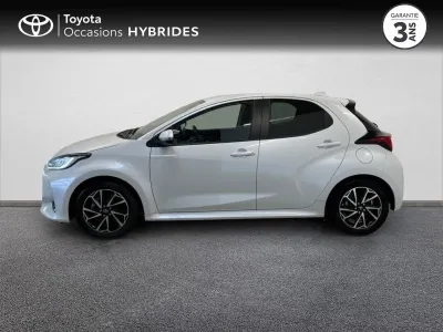 TOYOTA Yaris 116h Design 5p MY22 occasion 2023 - Photo 3