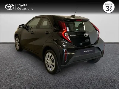 TOYOTA Aygo X 1.0 VVT-i 72ch Dynamic occasion 2023 - Photo 2