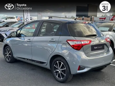 TOYOTA Yaris 70 VVT-i Design 5p RC18 occasion 2018 - Photo 2