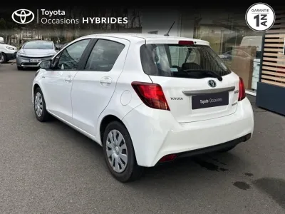 TOYOTA Yaris HSD 100h Dynamic 5p occasion 2016 - Photo 2