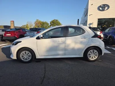 TOYOTA Yaris 116h Dynamic 5p MY22 occasion 2022 - Photo 3
