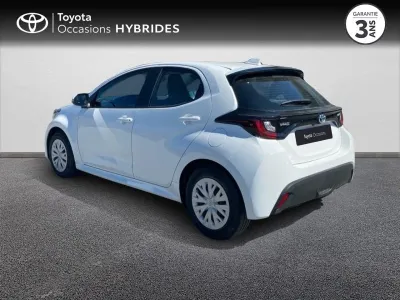 TOYOTA Yaris 116h Dynamic 5p MY22 occasion 2023 - Photo 2