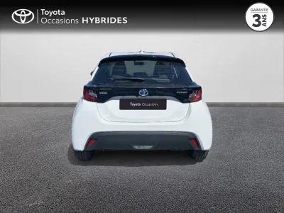 TOYOTA Yaris 116h Dynamic 5p MY22 occasion 2023 - Photo 4