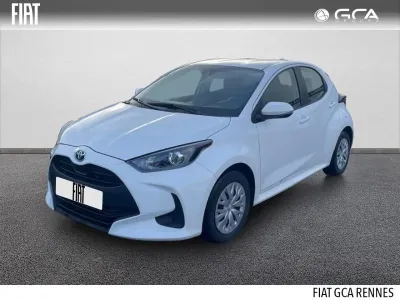 TOYOTA Yaris 116h Dynamic 5p MY22 occasion 2023 - Photo 1