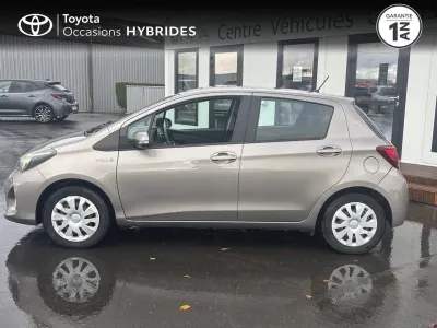 TOYOTA Yaris HSD 100h Dynamic 5p occasion 2015 - Photo 3