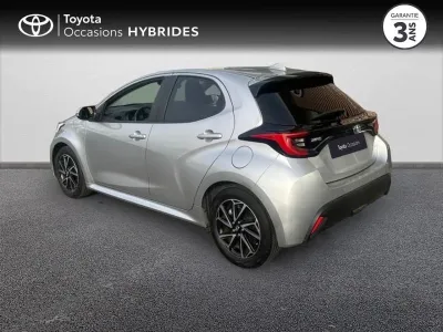 TOYOTA Yaris 116h Design 5p MY22 occasion 2023 - Photo 2