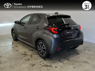 TOYOTA Yaris 116h Design 5p MY21 occasion 2021 - Photo 2