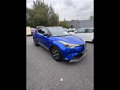 TOYOTA C-HR 122h Graphic 2WD E-CVT occasion 2017 - Photo 1