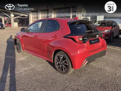 TOYOTA Yaris 116h Design 5p MY22 occasion 2022 - Photo 2