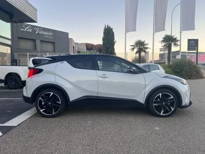 TOYOTA C-HR 2.0 Hybride 184ch GR Sport E-CVT occasion 2022 - Photo 4