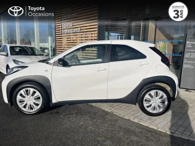 TOYOTA Aygo X 1.0 VVT-i 72ch Dynamic occasion 2022 - Photo 3