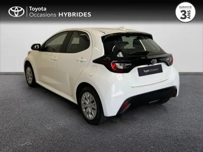 TOYOTA Yaris 116h Dynamic 5p MY22 occasion 2023 - Photo 2