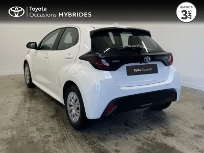 TOYOTA Yaris 116h Dynamic 5p MY22 occasion 2023 - Photo 2