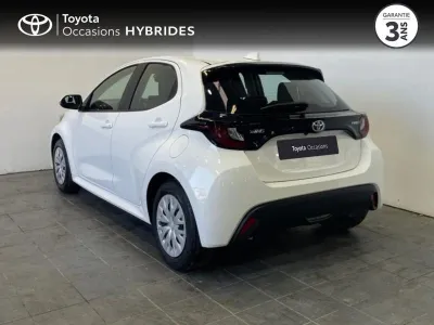 TOYOTA Yaris 116h Dynamic 5p MY22 occasion 2023 - Photo 2