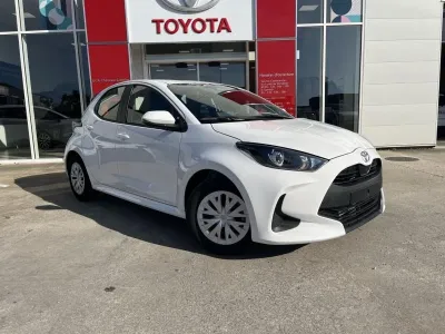 TOYOTA Yaris 116h Dynamic Business + Programme Toyota Experience 5p MC24 occasion 2025 - Photo 3