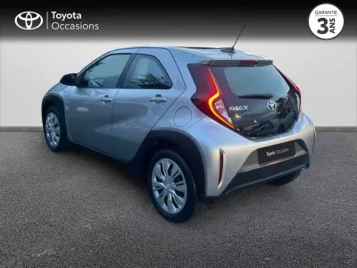 TOYOTA Aygo X 1.0 VVT-i 72ch Dynamic occasion 2022 - Photo 2
