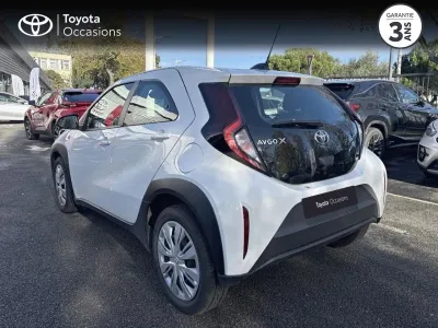 TOYOTA Aygo X 1.0 VVT-i 72ch Dynamic occasion 2022 - Photo 2