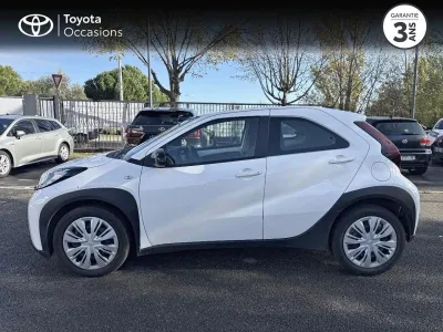 TOYOTA Aygo X 1.0 VVT-i 72ch Dynamic occasion 2022 - Photo 3