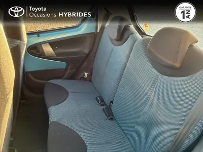 TOYOTA Aygo 1.0 VVT-i 68ch Dynamic 5p occasion 2014 - Photo 4