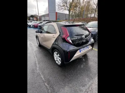 TOYOTA Aygo X 1.0 VVT-i 72ch Design occasion 2022 - Photo 3