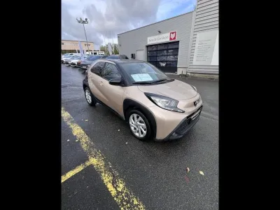 TOYOTA Aygo X 1.0 VVT-i 72ch Design occasion 2022 - Photo 2