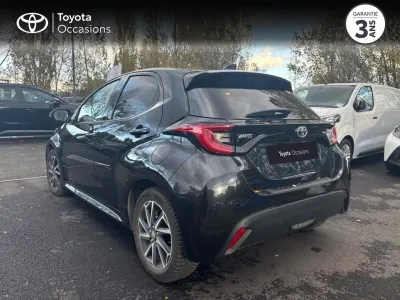 TOYOTA Yaris 116h Design 5p MY21 occasion 2022 - Photo 2