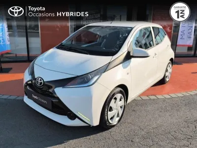 TOYOTA Aygo 1.0 VVT-i 69ch x-play 5p occasion 2017 - Photo 1