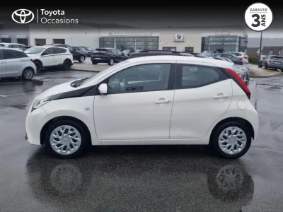 TOYOTA Aygo 1.0 VVT-i 72ch x-play 5p occasion 2018 - Photo 3