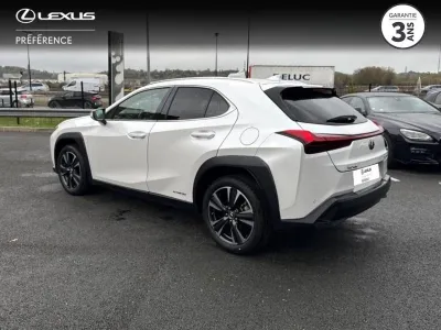 LEXUS UX 250h 2WD Premium Edition MY22 occasion 2021 - Photo 2