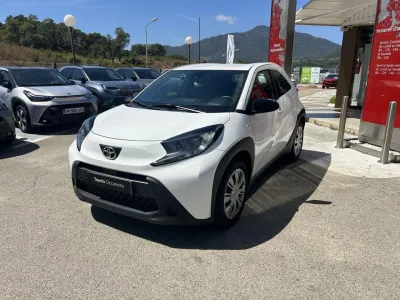 TOYOTA Aygo X 1.0 VVT-i 72ch Dynamic S-CVT MY24 occasion 2025 - Photo 2
