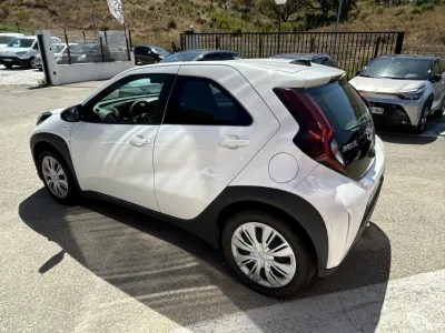 TOYOTA Aygo X 1.0 VVT-i 72ch Dynamic S-CVT MY24 occasion 2025 - Photo 4
