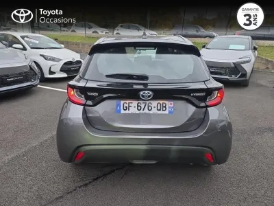 TOYOTA Yaris 116h Dynamic Business 5p + Programme Beyond Zero Academy MY22 occasion 2022 - Photo 4