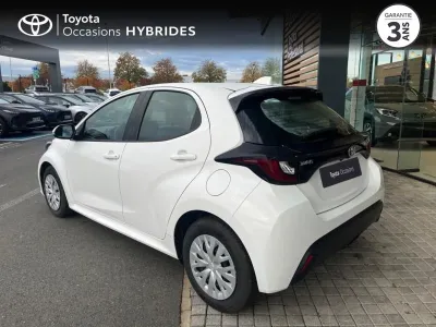 TOYOTA Yaris 116h Dynamic 5p MY22 occasion 2023 - Photo 2