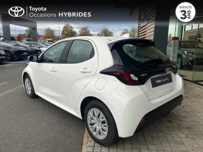 TOYOTA Yaris 116h Dynamic 5p MY22 occasion 2023 - Photo 2