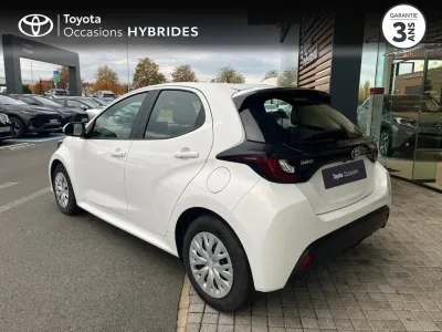 TOYOTA Yaris 116h Dynamic 5p MY22 occasion 2023 - Photo 2