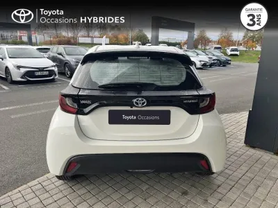 TOYOTA Yaris 116h Dynamic 5p MY22 occasion 2023 - Photo 4