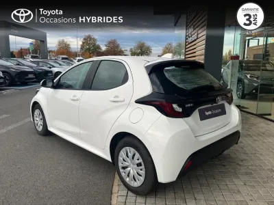 TOYOTA Yaris 116h Dynamic 5p MY22 occasion 2023 - Photo 2