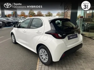 TOYOTA Yaris 116h Dynamic 5p MY22 occasion 2023 - Photo 2