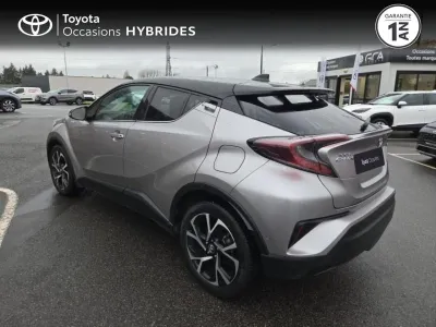 TOYOTA C-HR 122h Graphic 2WD E-CVT occasion 2016 - Photo 2