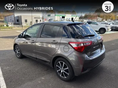 TOYOTA Yaris 110 VVT-i Design 5p occasion 2018 - Photo 2