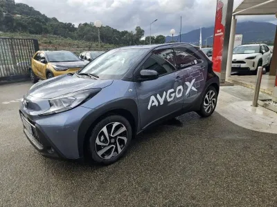 TOYOTA Aygo X 1.0 VVT-i 72ch Design S-CVT MY24 occasion 2025 - Photo 4