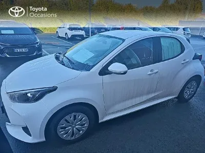 TOYOTA Yaris 116h Dynamic 5p MY22 occasion 2023 - Photo 1