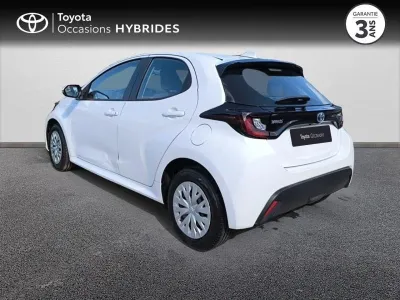 TOYOTA Yaris 116h Dynamic 5p MY22 occasion 2023 - Photo 2