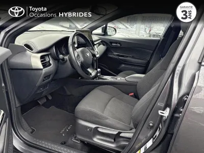 TOYOTA C-HR 122h Design 2WD E-CVT RC18 occasion 2019 - Photo 3