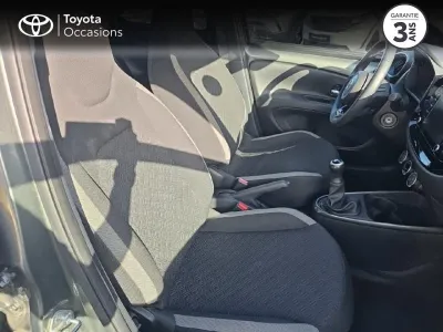 TOYOTA Aygo X 1.0 VVT-i 72ch Design occasion 2022 - Photo 3